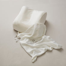 Load image into Gallery viewer, Anti-wrinkle pillow, anti wrinkle pillow, anti ageing pillow, anti aging pillow, back sleeping pillow, beauty pillow, silk pillow, prevent sleep wrinkles, sleep wrinkles